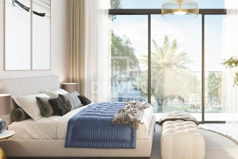 Villa in Dubai South (Dubai World Central), UAE 5 bedrooms, 398 sq.m. № 765444 - photo 15