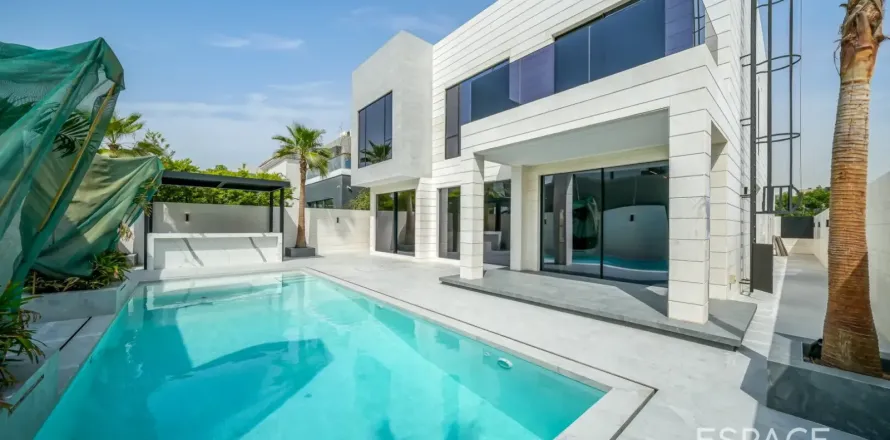 Вілла в Jumeirah Park, Дубай, ОАЕ 5 спалень, 481м2 № 738375