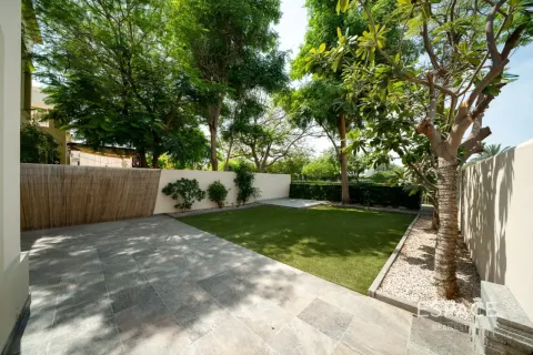 فيلا للإيجار في The Springs، دبي، الإمارات العربية المتحدة 3 غرفة نوم ، 228 متر مربع ، رقم 738372 - صورة 17