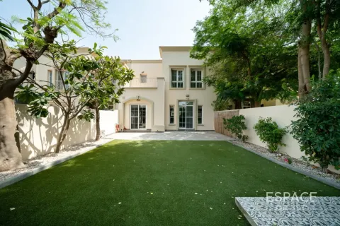Вилла в The Springs, Дубай, ОАЭ 3 спальни, 228м2 № 738372