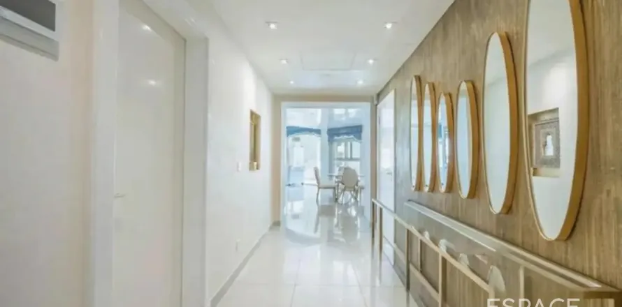 Apartament în Palm Jumeirah, Dubai, EAU 3 dormitoare, 199 mp.  №738371