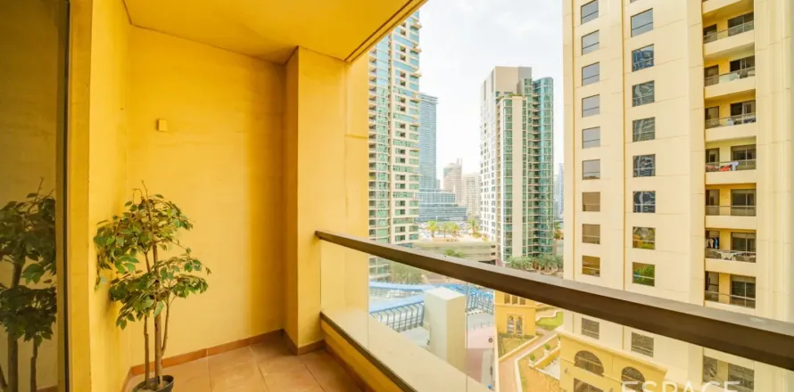 Apartman u Jumeirah Beach Residence, Dubai, UAE 107 m2, 2 spavaćih soba Br. 738370