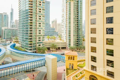 Apartman u Jumeirah Beach Residence, Dubai, UAE 2 spavaćih soba, 107 m2 Br. 738370 - fotografija 15
