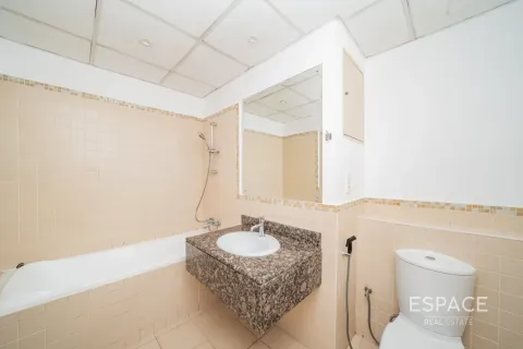 Apartman u Jumeirah Beach Residence, Dubai, UAE 2 spavaćih soba, 107 m2 Br. 738370 - fotografija 7