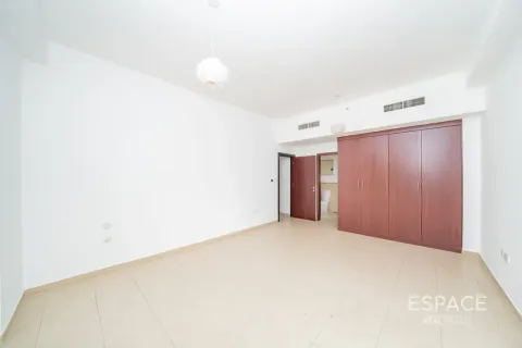 Apartman u Jumeirah Beach Residence, Dubai, UAE 2 spavaćih soba, 107 m2 Br. 738370 - fotografija 10
