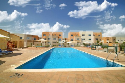 Villa zum Verkauf in Abu Dhabi, VAE 2 Schlafzimmer, 170.2 m2 Nr. 731446 - Foto 16