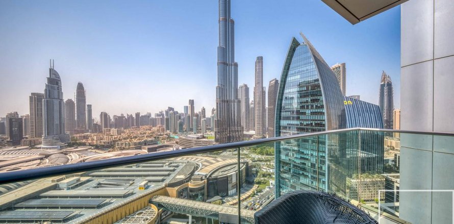 דירה ב Downtown Dubai (Downtown Burj Dubai), Dubai, איחוד האמירויות 2 חדרי שינה, 162.58 מ"ר מספר 758728