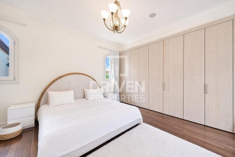 Villa en alquiler en Jumeirah Golf Estates, Dubai, EAU 5 dormitorios, 817.83 m2 № 759717 - foto 13