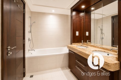 Διαμέρισμα σε Downtown Dubai (Downtown Burj Dubai), ΗΑΕ 1 υπνοδωμάτιο, 85 τ.μ. Αρ. 754888 - φωτογραφία 13