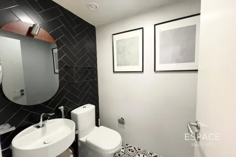 Maison de ville à vendre à  Dubai, EAU 3 chambres, 208 m2 № 737869 - photo 7