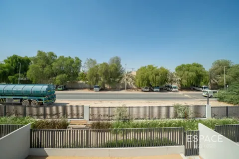 Villa en alquiler en Jebel Ali, Dubai, EAU 4 dormitorios, 286 m2 № 738151 - foto 15