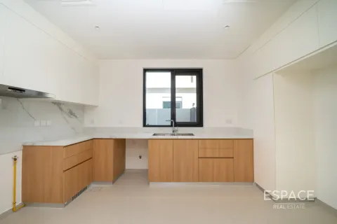 Villa en alquiler en Jebel Ali, Dubai, EAU 4 dormitorios, 286 m2 № 738151 - foto 4