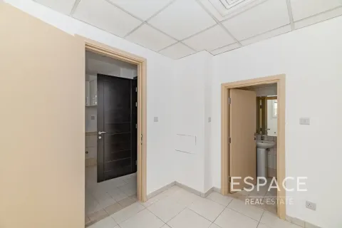 Üürile anda villa asukohaga The Springs, Dubai, AÜE: 3 magamistoaga, 270 m² Nr 738154 - pilt 14