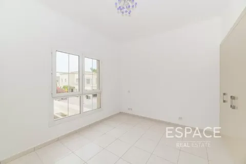 Üürile anda villa asukohaga The Springs, Dubai, AÜE: 3 magamistoaga, 270 m² Nr 738154 - pilt 13