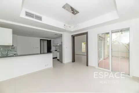 Üürile anda villa asukohaga The Springs, Dubai, AÜE: 3 magamistoaga, 270 m² Nr 738154 - pilt 3