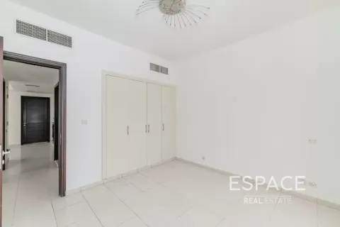 Üürile anda villa asukohaga The Springs, Dubai, AÜE: 3 magamistoaga, 270 m² Nr 738154 - pilt 12