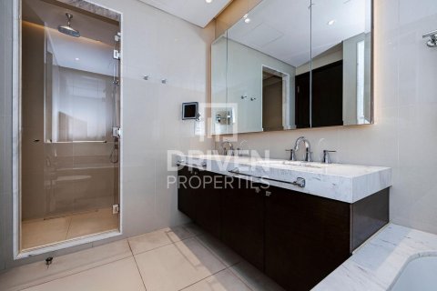 Downtown Dubai (Downtown Burj Dubai)、Dubai、UAE にあるマンション販売中 2ベッドルーム、134.8 m2、No767044 - 写真 11