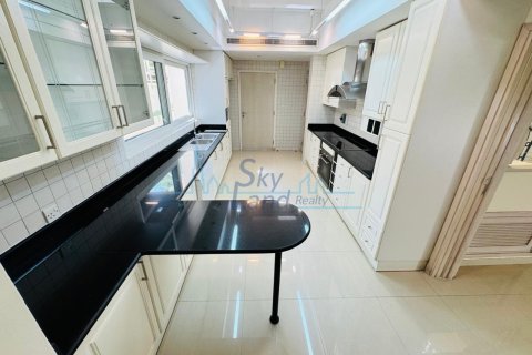 Willa do wynajęcia w Umm Suqeim, Dubai, ZEA 4 sypialnie, 372 mkw., nr 685595 - zdjęcie 9