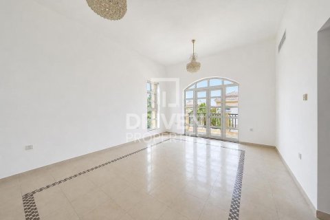 The Villa、Dubai、UAE にあるヴィラの賃貸物件 5ベッドルーム、445.93 m2、No759590 - 写真 15