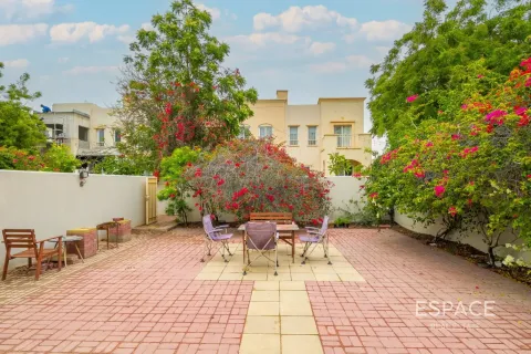 Villa zum Verkauf in The Springs, Dubai, VAE 2 Schlafzimmer, 167 m2 Nr. 737944 - Foto 16