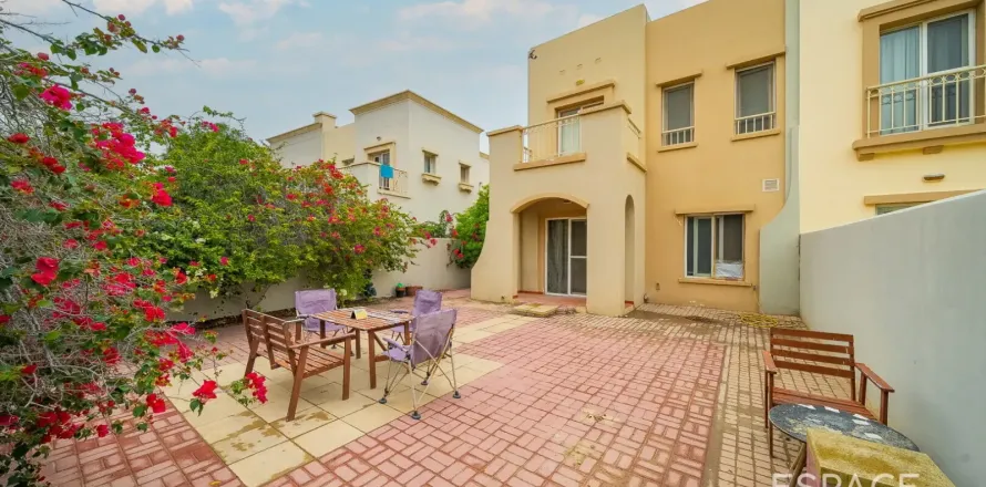 Villa in The Springs, Dubai, VAE: 2 Schlafzimmer, 167 m2 Nr. 737944