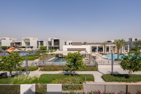 Villa te huur in Dubai Hills Estate, Dubai, VAE 5 slaapkamers, 649.02 vr.m., nr 750094 - foto 4