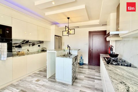 Вилла Дубай, БАӘ-да 4 жатын бөлмелер, 533.6 м² № 766323 - фото 6
