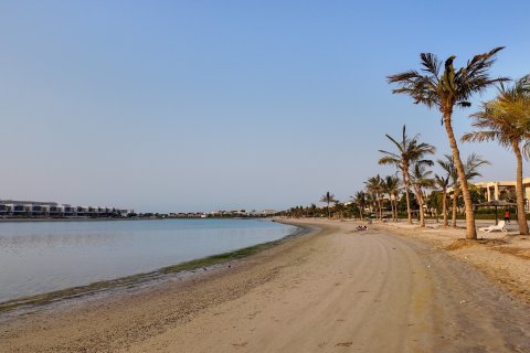 Řadový dům v Ras Al Khaimah, SAE 3 ložnice, 316 m² Č.: 734716 - fotografie 10