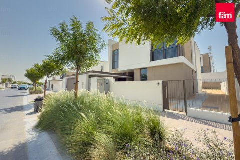 Vila u gradu Al Furjan, Dubai, UAE 4 spavaće sobe, 586.7 m2 Br. 652243 - Slika 26