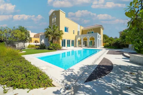 Vila v Dubai Sports City, Dubai, SAE 6 ložnice, 760 m² Č.: 737993