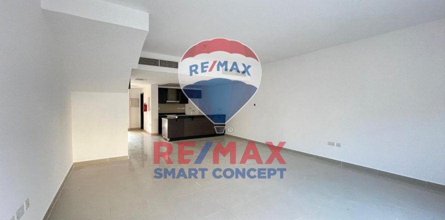 Villa in Al Reef, Abu Dhabi, UAE 3 bedrooms, 174.1 sq.m. № 515814
