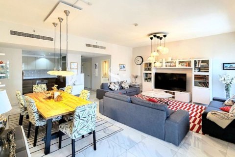 Appartement te huur in Jumeirah Beach Residence, Dubai, VAE 2 slaapkamers, 131 vr.m., nr 720262 - foto 7