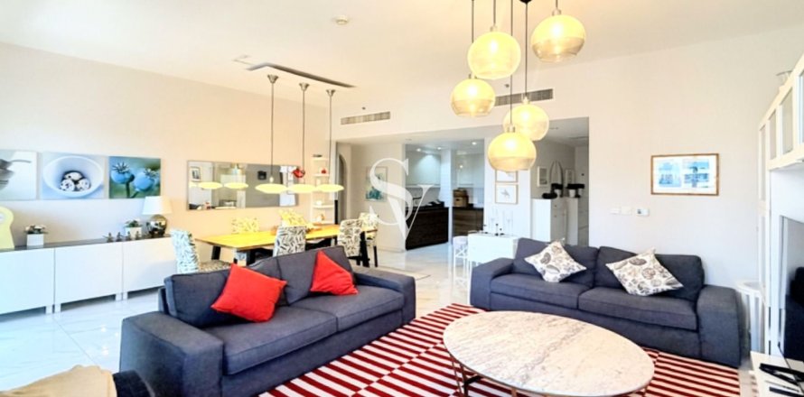Appartement in Jumeirah Beach Residence, Dubai, VAE 2 slaapkamers, 131 vr.m. nr 720262