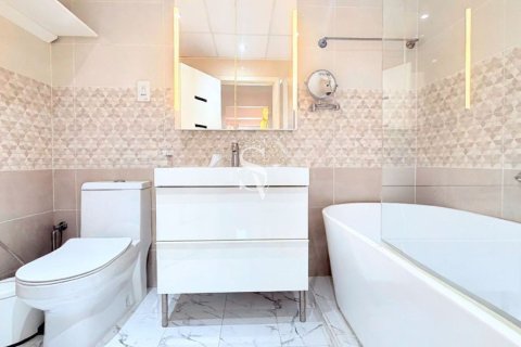 Appartement te huur in Jumeirah Beach Residence, Dubai, VAE 2 slaapkamers, 131 vr.m., nr 720262 - foto 5
