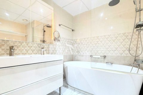 Appartement te huur in Jumeirah Beach Residence, Dubai, VAE 2 slaapkamers, 131 vr.m., nr 720262 - foto 4