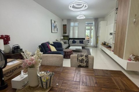 Al Furjan、Dubai、UAEにあるマンション 2ベッドルーム、224 m2 No706380
