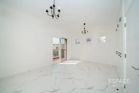 Casa urbana para arrendamento em The Springs, Dubai, EAU 3 quartos, 209 m2 № 738094 - foto 11