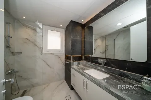 Casa urbana para arrendamento em The Springs, Dubai, EAU 3 quartos, 209 m2 № 738094 - foto 10