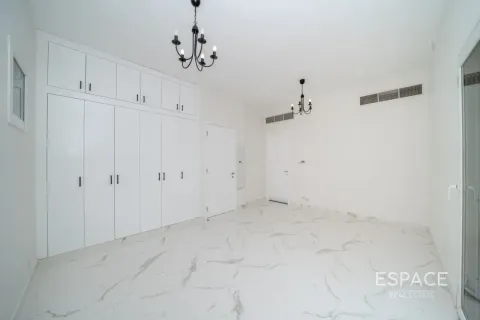 Casa urbana para arrendamento em The Springs, Dubai, EAU 3 quartos, 209 m2 № 738094 - foto 12