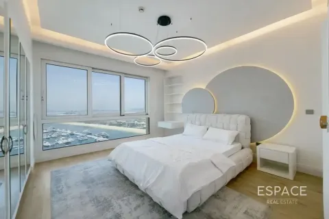 Apartmán v Palm Jumeirah, Dubai, SAE 3 spálne, 234 m2 č. 738093 - Fotografia 10