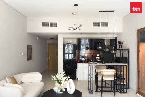 Apartment in Business Bay, Dubai, UAE 41.3 sq.m. № 740550 - photo 4