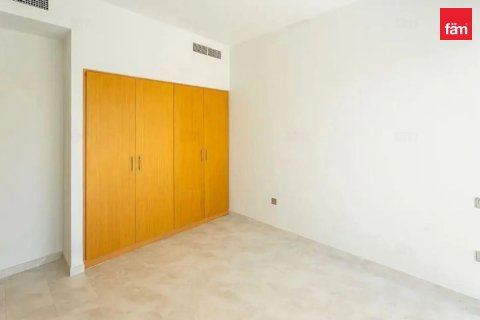 Vila di Dubai, UEA 4 kamar tidur, 258.5 m2 nomor 740548 - foto 3