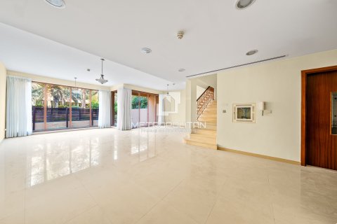 Kamienica w Jumeirah Islands, Dubai, ZEA 4 sypialnie, 217 mkw. nr 663961