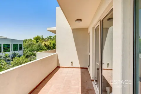 Villa itt: Arabian Ranches, Dubai, EAE, 3 hálószoba, 299 m², azonosító: 738105 - fénykép 16