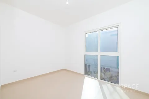 Villa til leje i Mudon, Dubai, UAE 4 soveværelser, 251 kvm № 738110 - foto 6