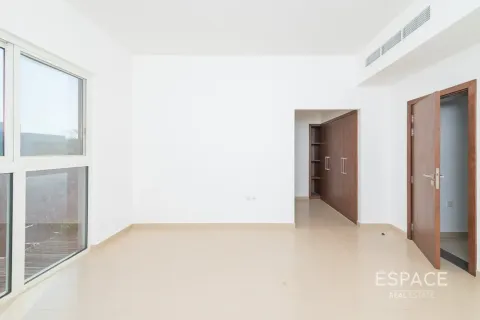 Villa til leje i Mudon, Dubai, UAE 4 soveværelser, 251 kvm № 738110 - foto 7