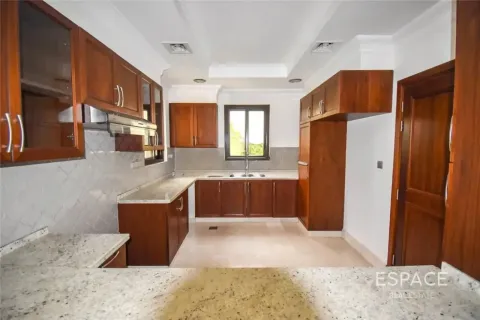 Villa til leje i Arabian Ranches, Dubai, UAE 4 soveværelser, 319 kvm № 738104 - foto 4