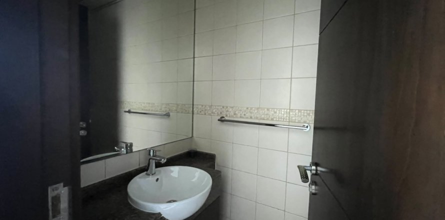 Lakás itt: Dubai Marina, Dubai, EAE, 1 hálószoba, 80 m², azonosító: 726929