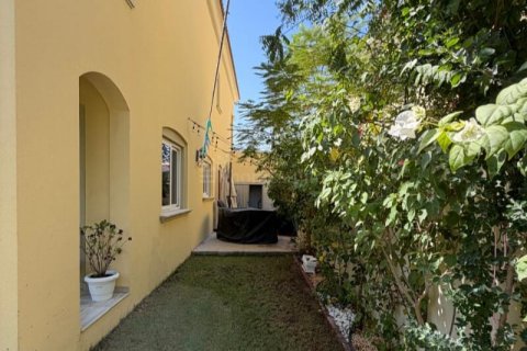 Вилла Dubai Land, Дубай, БАӘ-да 3 жатын бөлмелер, 325 м² № 726927 - фото 8