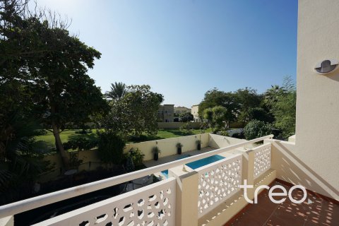 Villa te koop in Meadows, Dubai, VAE 4 slaapkamers, 387.41 vr.m., nr 761298 - foto 18